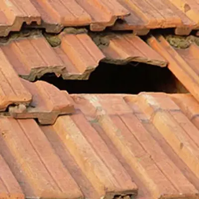 urgence_trou_tuile_fissure_fuite_400x400